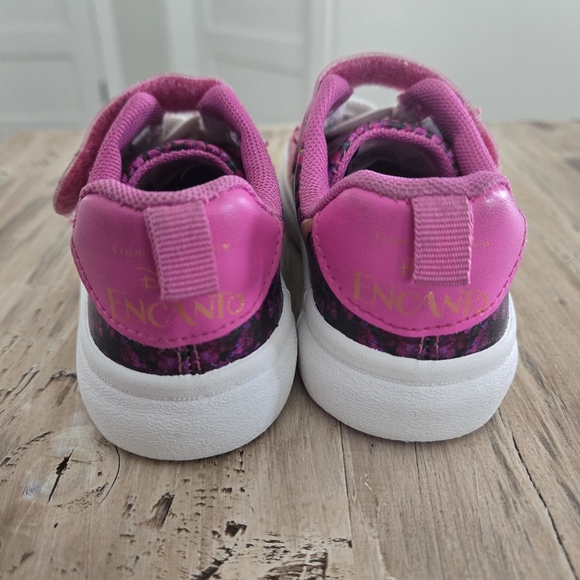 Disney Encanto Toddler shoes size 7.5 featuring Mirabel and Isabella - Picture 4 of 4